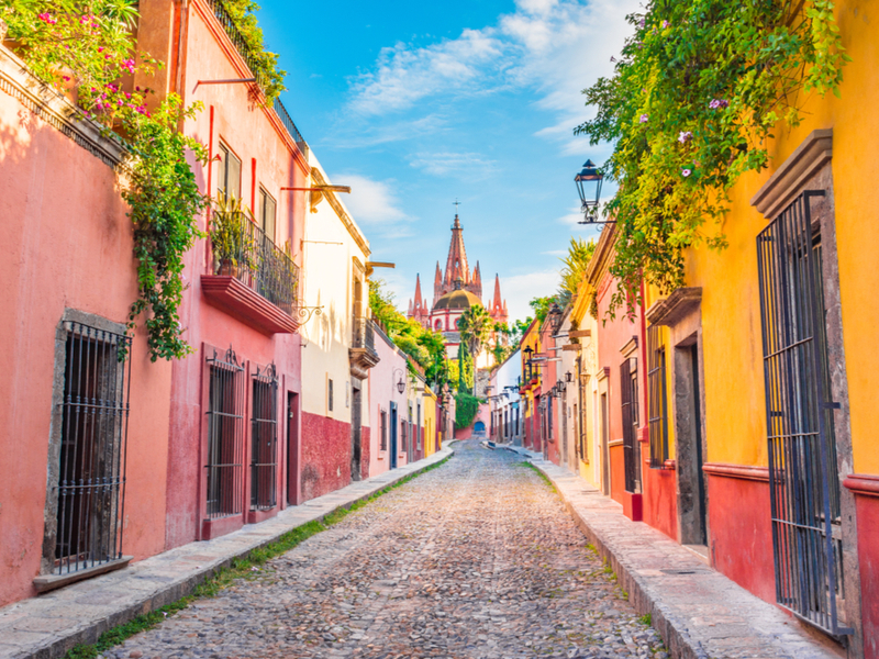Beautiful streets in San Miguel De Allende, one of the best places to see in Mexico