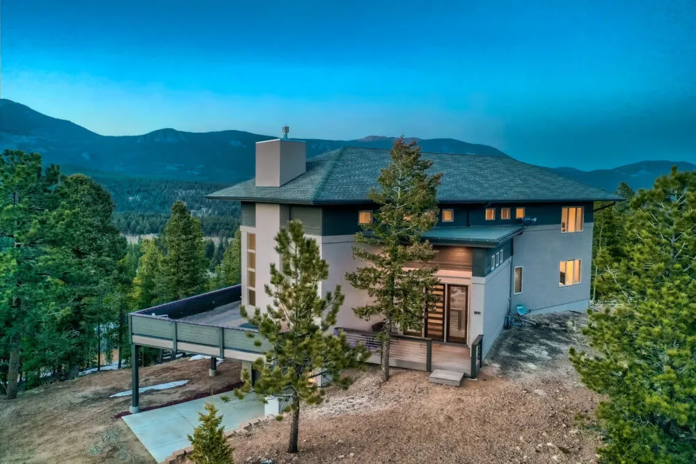 Skytop mountain house, one of the best Airbnbs in Colorado