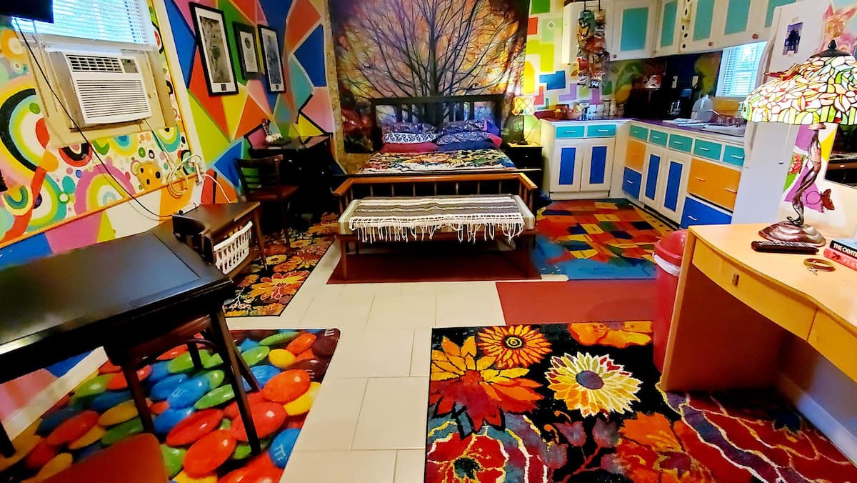 Colorful Studio Apartment, one of the best Airbnbs in Florida