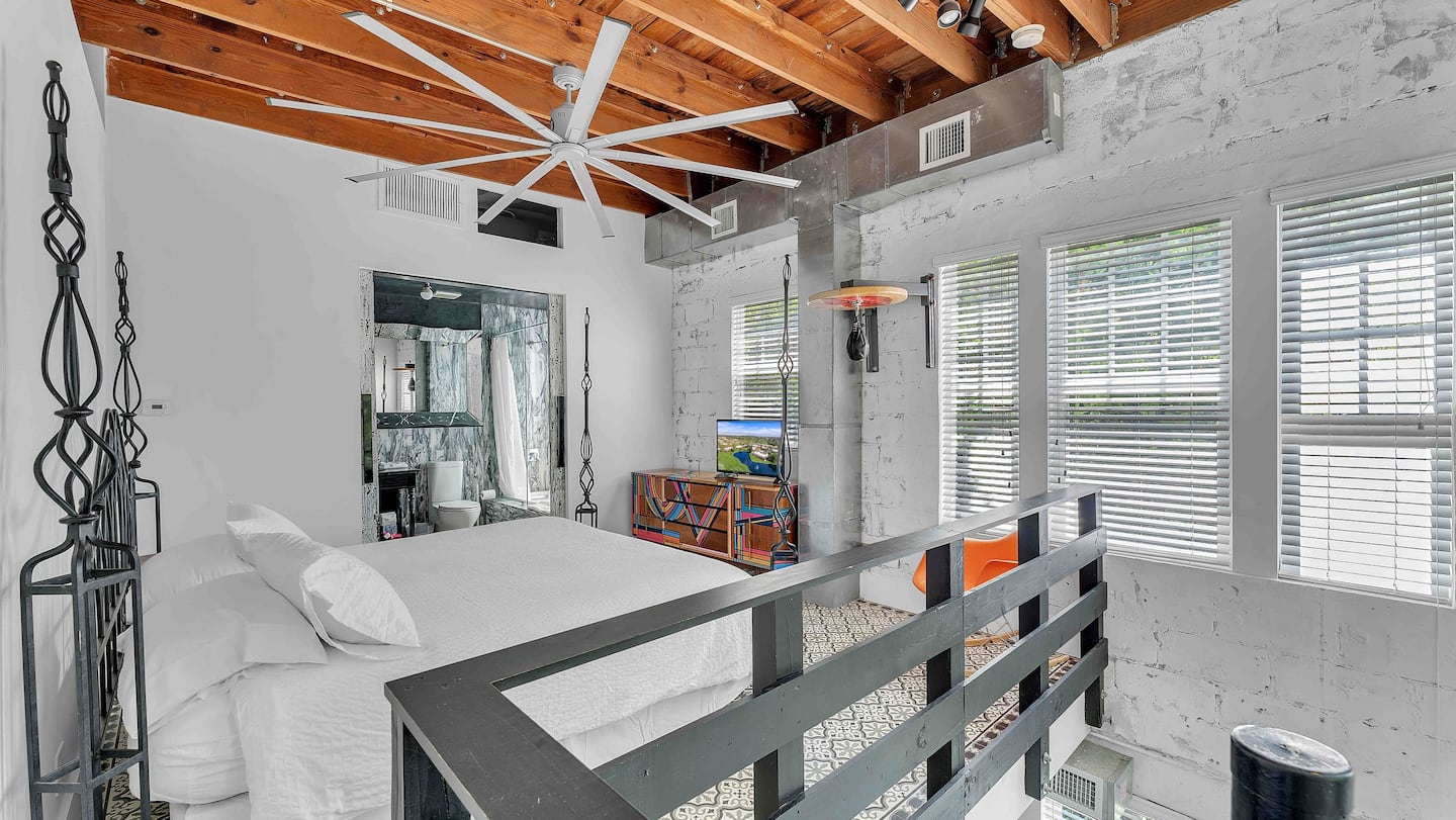 Sobe loft Miami Airbnb, one of the best