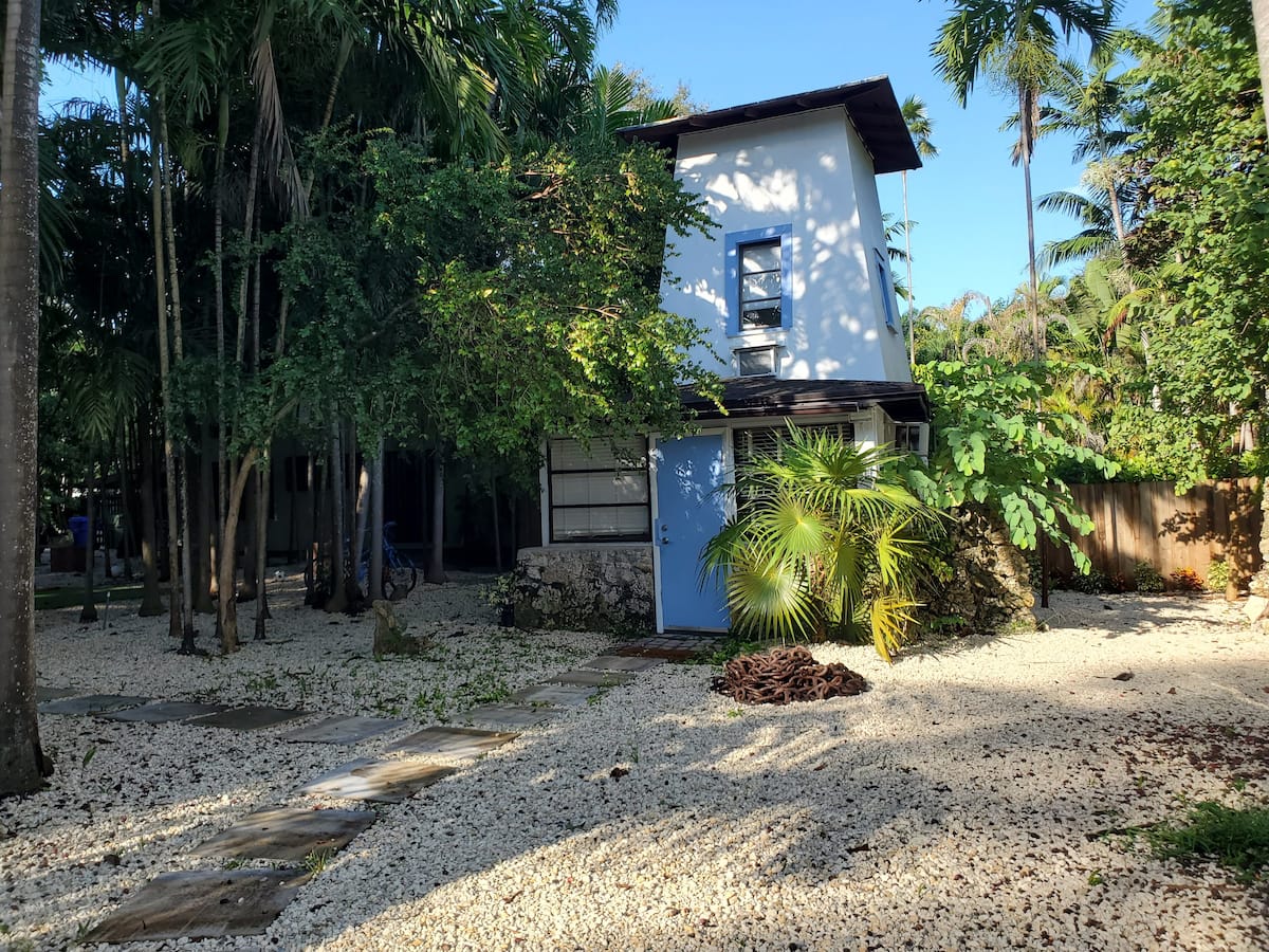 Stay in an old water tower in Miami, one of the best airbnbs in Miami Florida