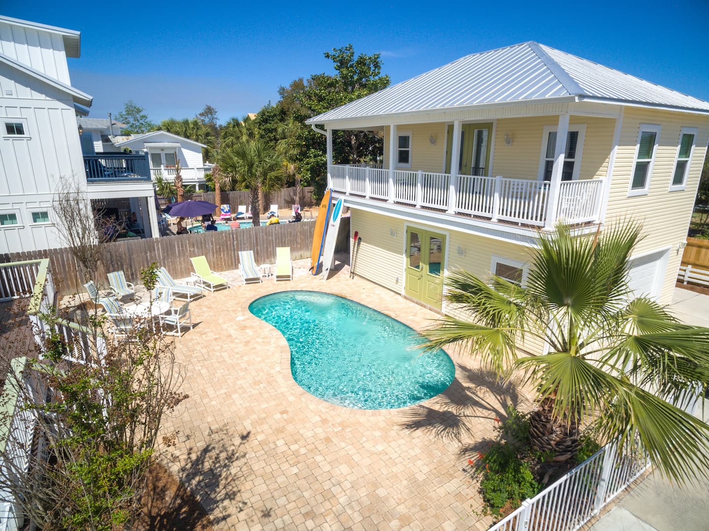 Carriage House, one of the best Airbnbs in Destin Florida