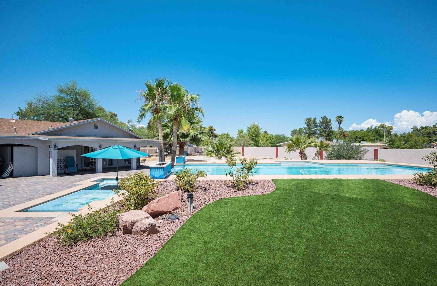 Cozy las vegas nook with pool and sun tanning area, one of the best Airbnbs in Las Vegas