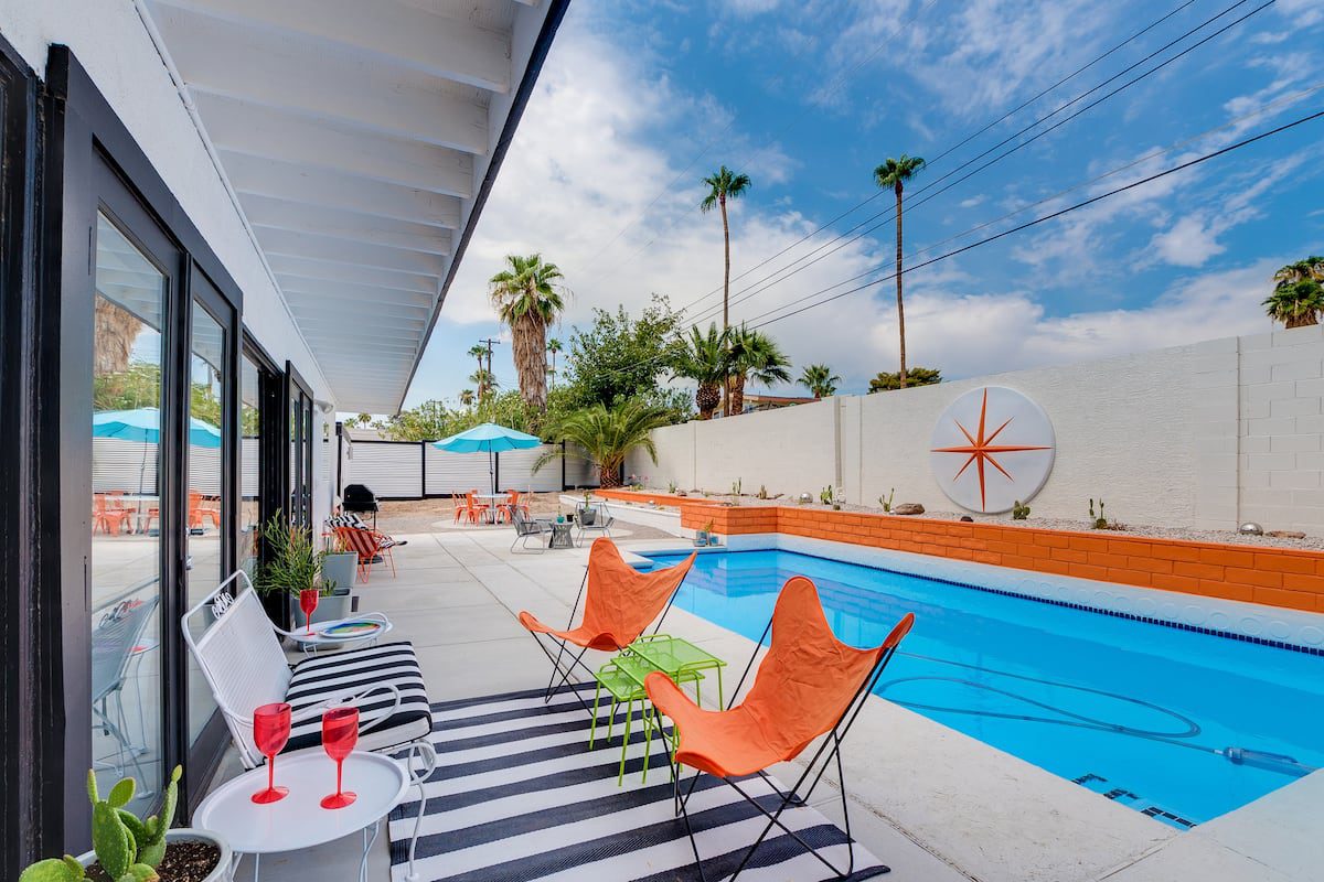 Mid Century Luxe house, one of the best Airbnb Stays in Las Vegas