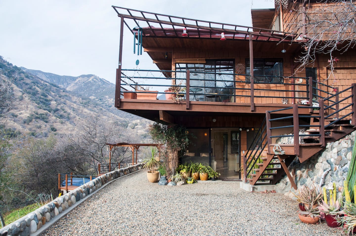 Mineral King guest house in Three Rivers, one of the best Airbnbs in California