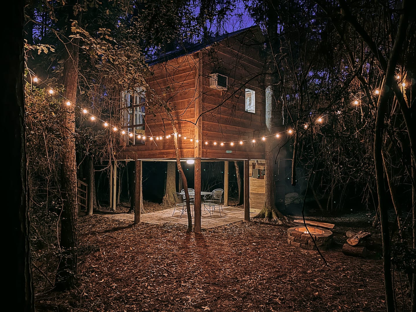 Piney Woods Treehouse in Kirbyville, one of the best Airbnbs in Texas