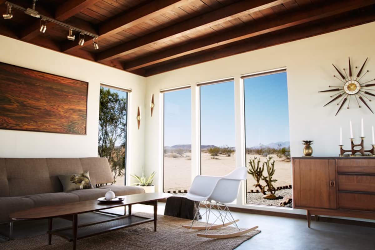 Shangri-La Mid Century Modern cabin in Joshua Tree, one of the best Airbnbs in California