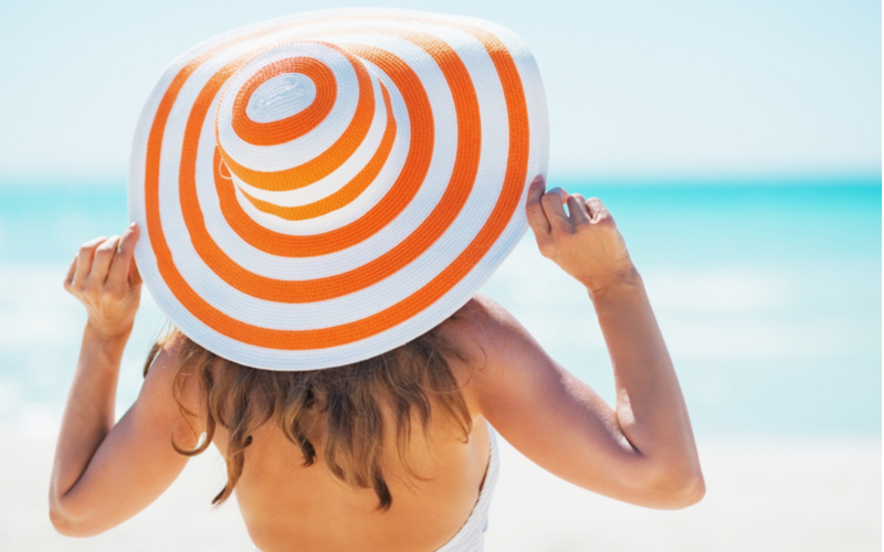 The 7 Best Beach Hats in 2022 | Travellers