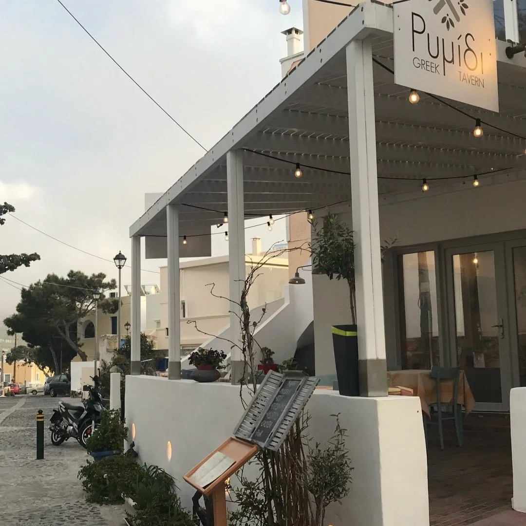 Rymidi Greek Restaurant, one of the best restaurants in Santorini