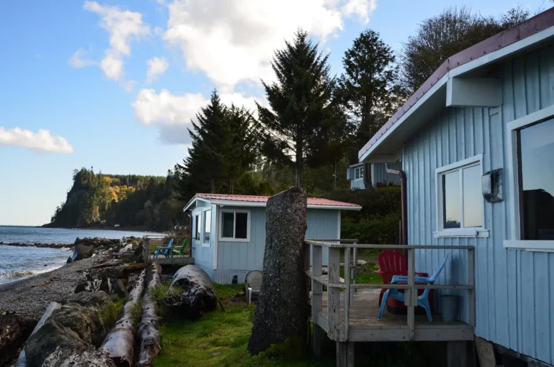 Captain's Quarters cabin, one of the best Washington State Airbnbs