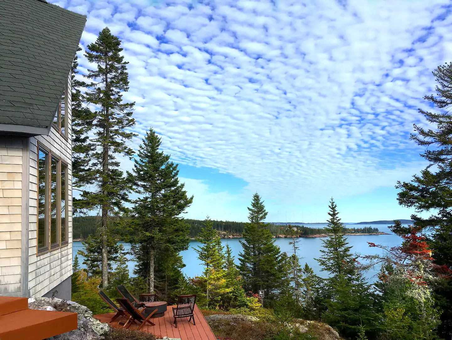 Cliff cottage, one of the best Airbnbs in Maine