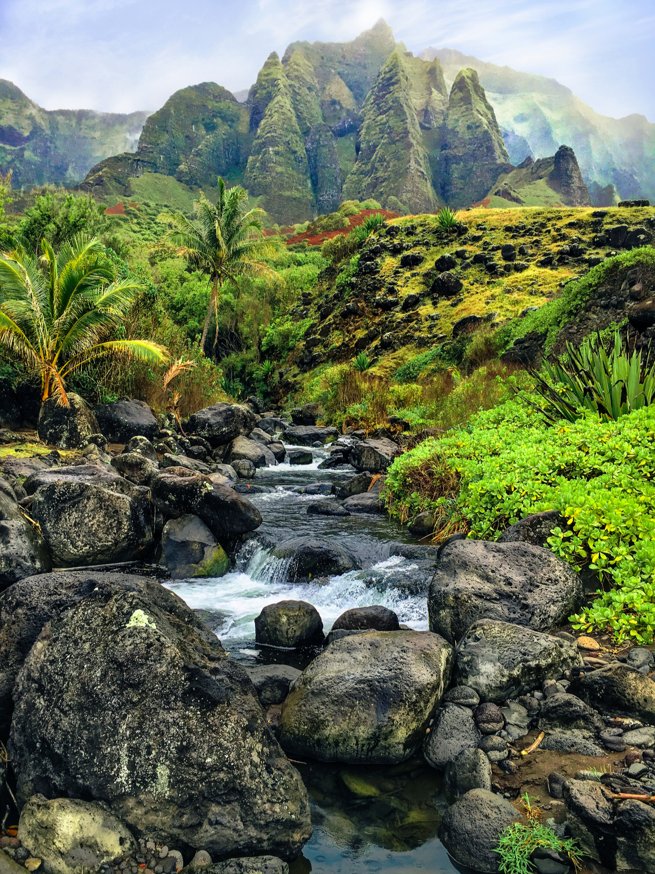 The 15 Best Hikes in Hawaii