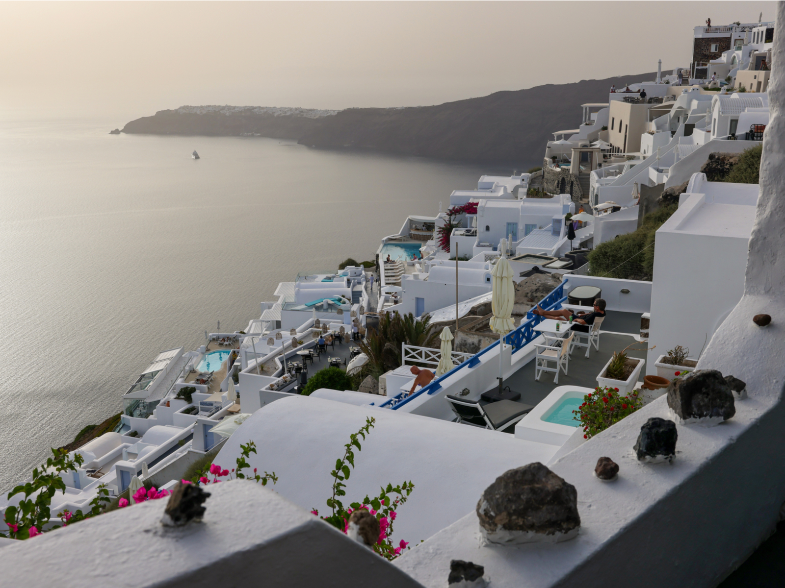 Coast of Imerovigli, one of the best things to do in Santorini