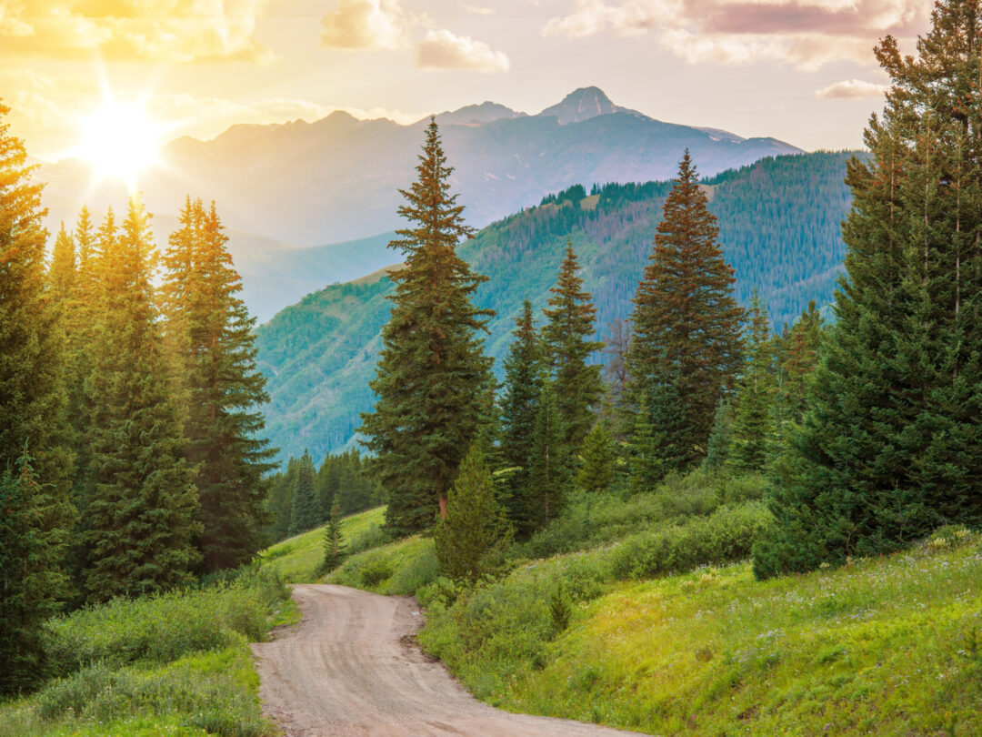 📅 The Best Time to Visit Colorado in 2024