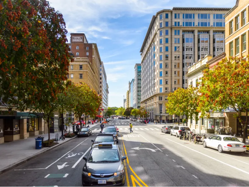 Image of downtown Washington DC, one of the best place to stay when visiting