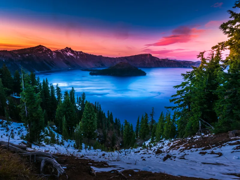 Crater Lake National Park, one of the best national parks in America