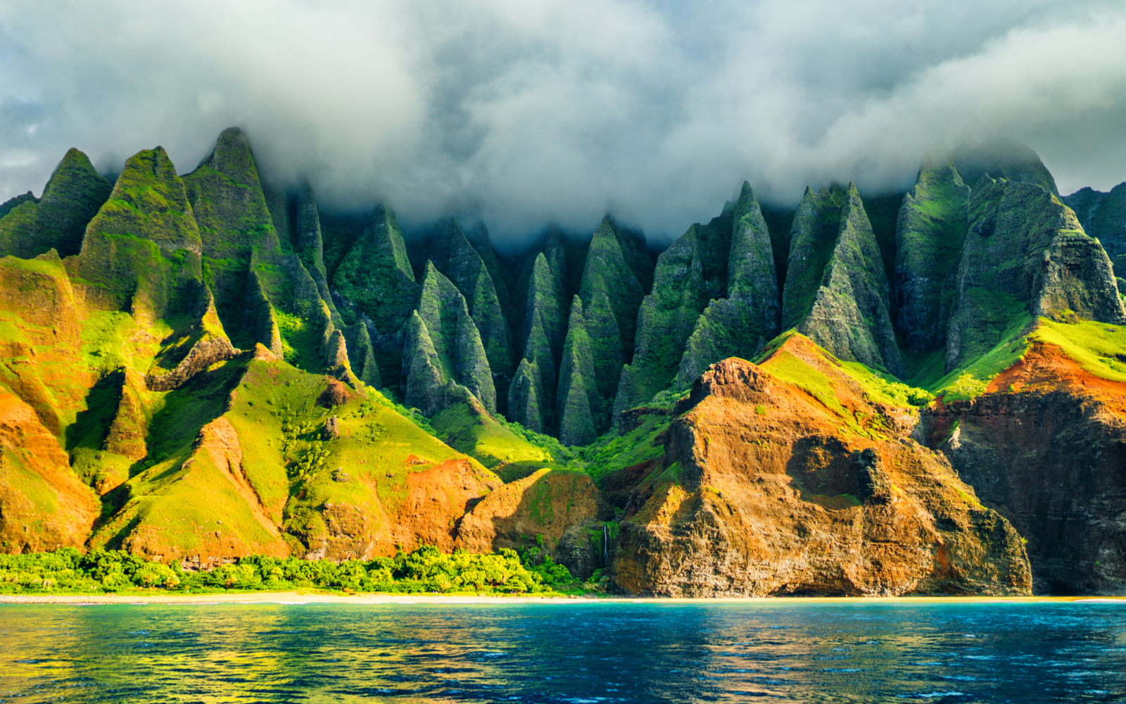 Na Pali coast pictured during the best time to visit Kauai