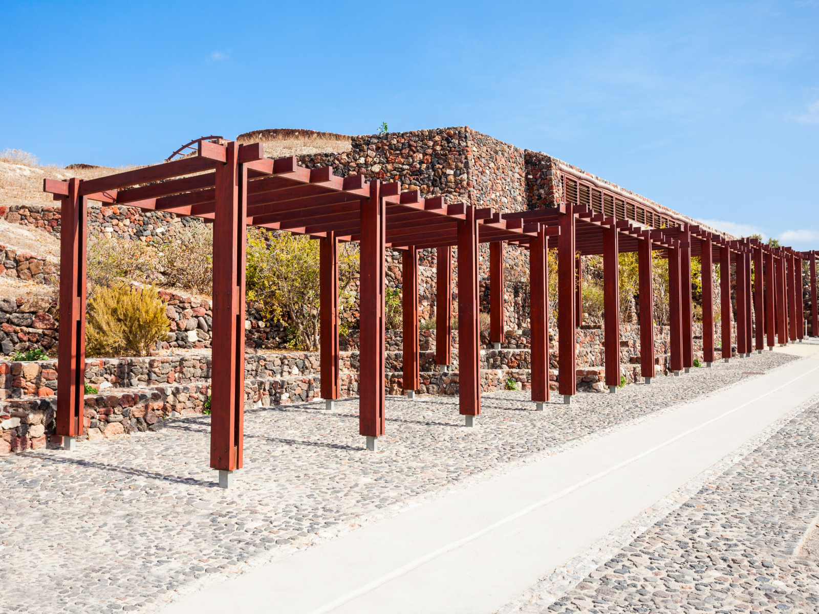 One of the best things to do in Santorini, the Museum of Prehistoric Thera