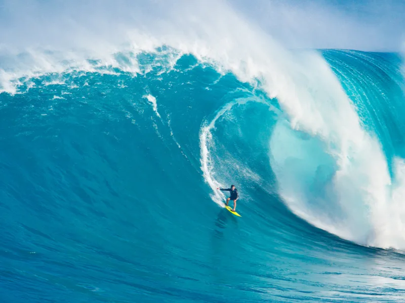 Watching big wave surfers compete, a top must-see sight in Hawaii