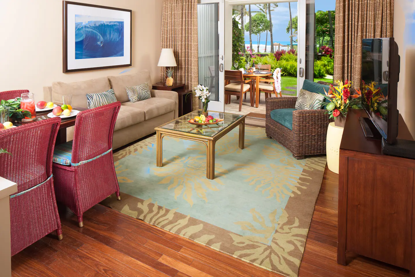 Beach villa with ocean access, one of the best Airbnbs in Oahu