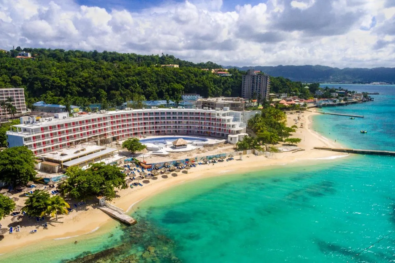 Cornwall Beach, one of the best beaches in Jamaica, on the edge of Montego Bay