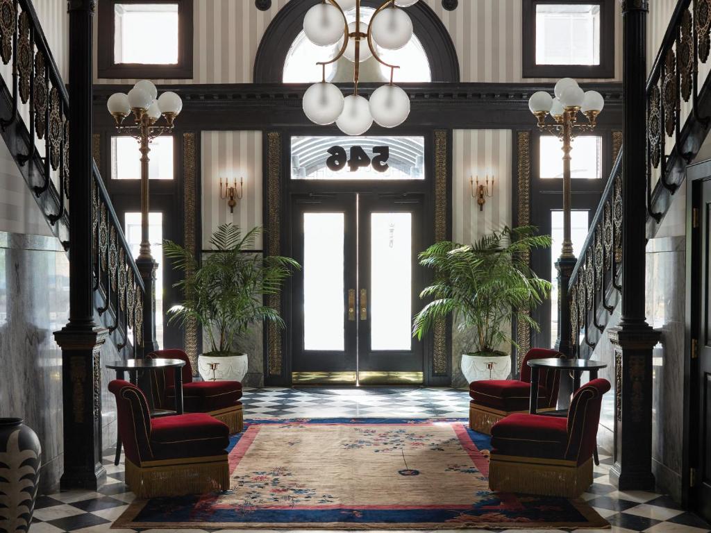 Entrance to the Maison de la Luz, one of the best hotels in New Orleans