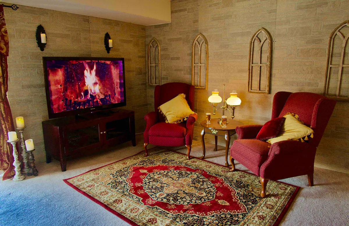 Harry Potter themed apartment Airbnb in DC