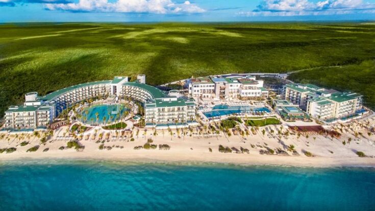 best entertainment all inclusive resort cancun