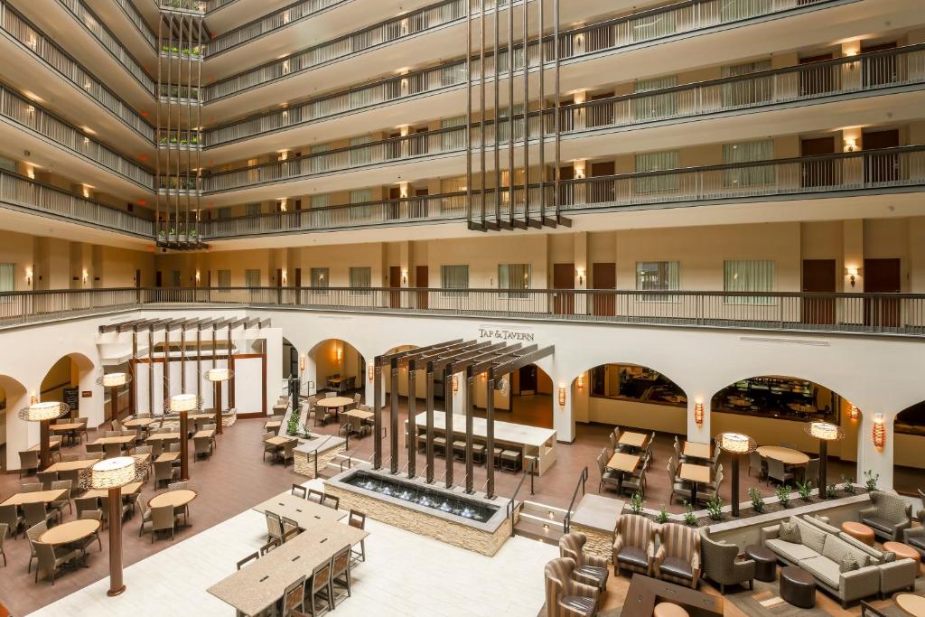 Lobby of one of the best hotels in Dallas, the Embassy suites