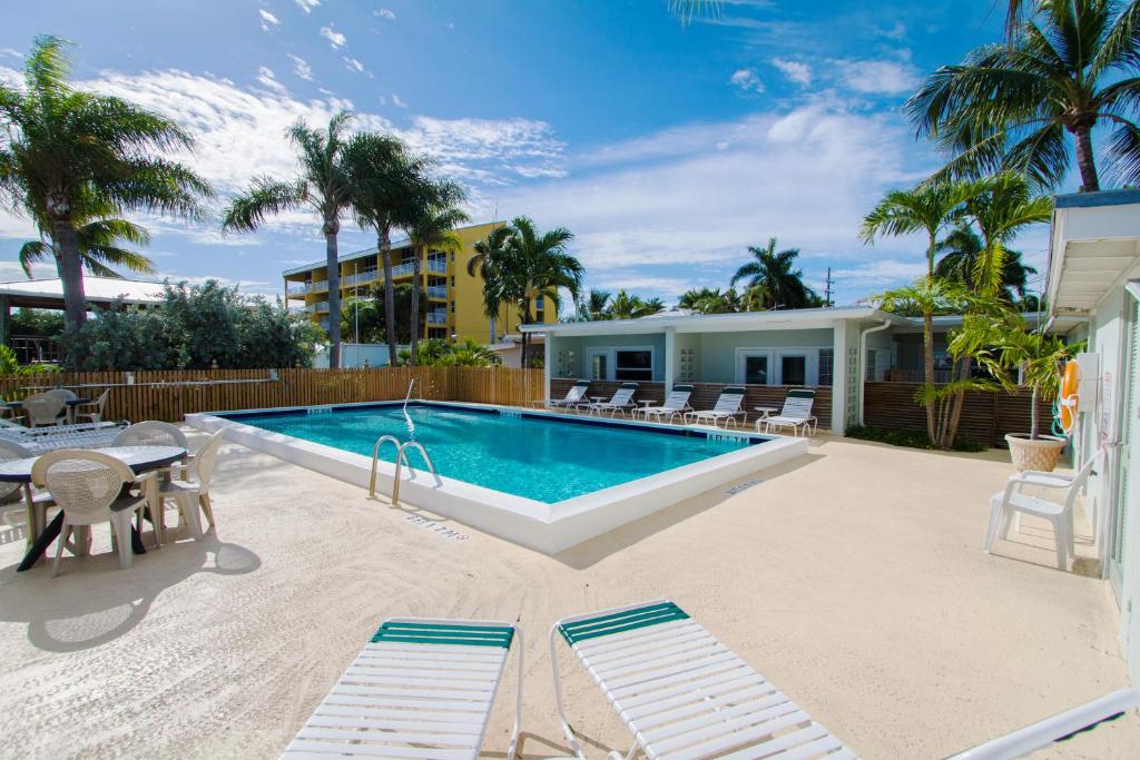 Pool at the Harborside Motel and Marina, one of the best hotels in Key West