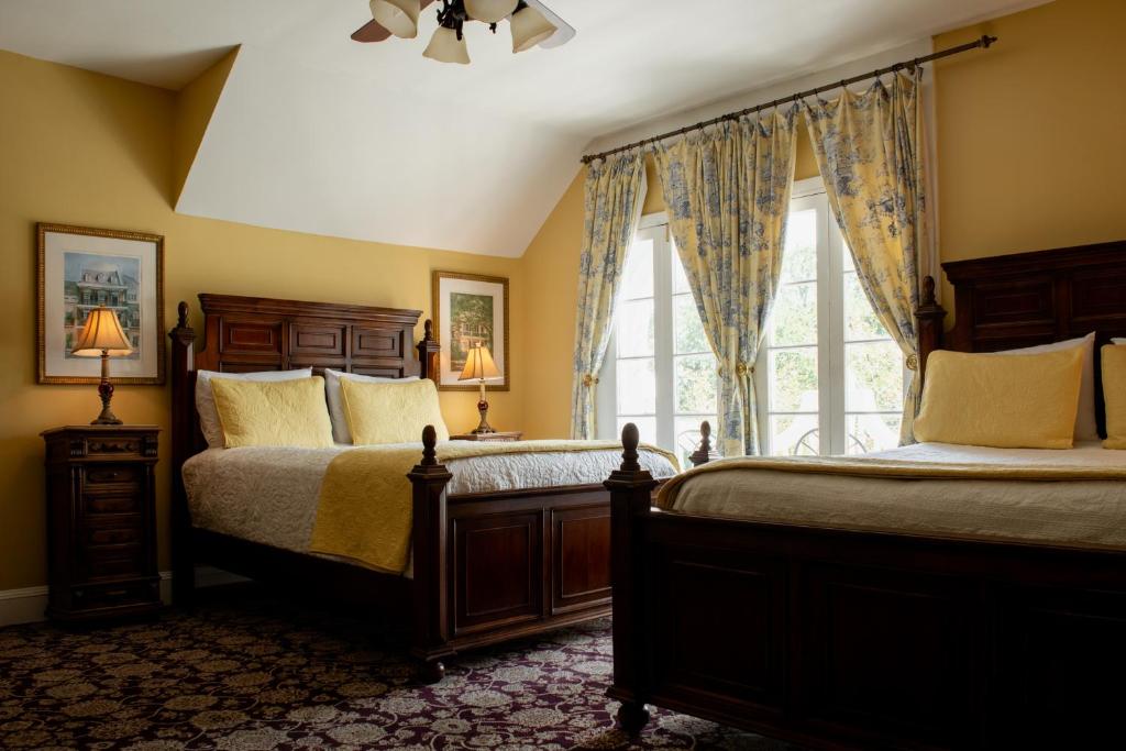 Room at the Park View Historic Hotel, one our picks for the best hotels in New Orleans