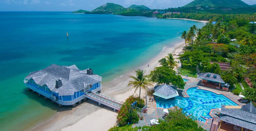 Sandals Halcyon Beach, one of the best luxury all-inclusive resorts in St Lucia