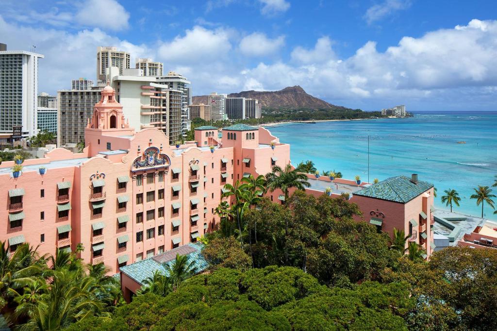 The Royal Hawaiian, Oahu, one of the best resorts in Hawii, with Diamond Head in the background