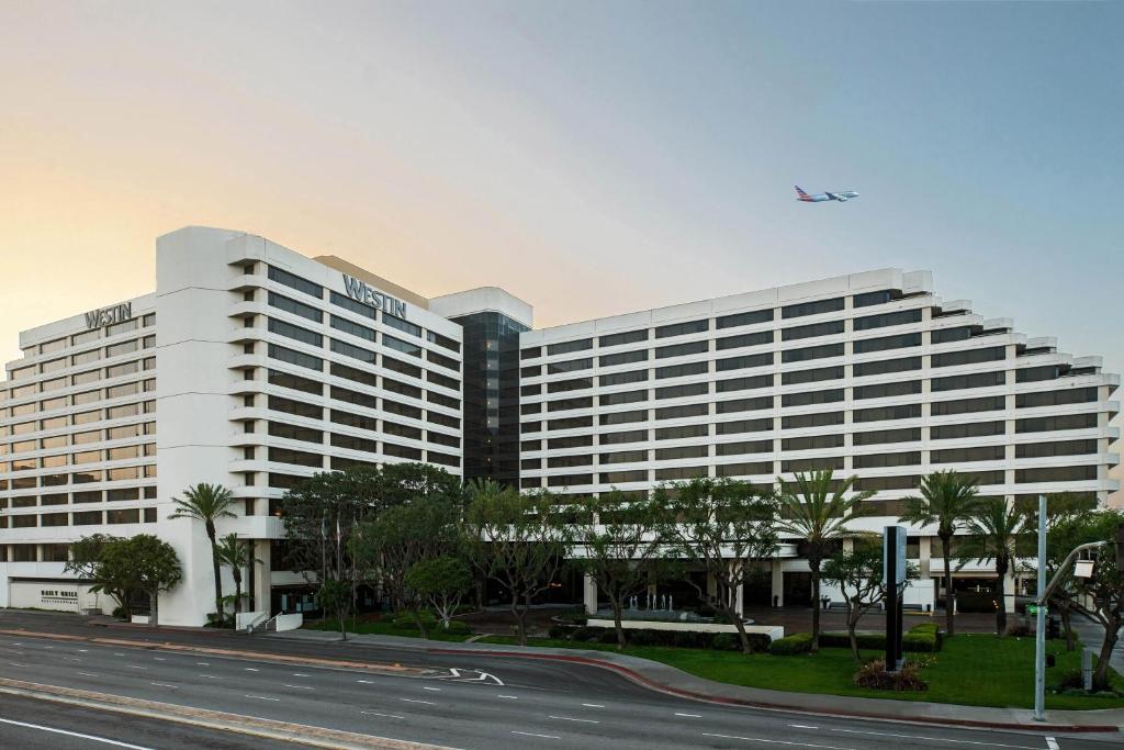 Westin Los Angeles Airport hotel, one of the best hotels in Los Angeles, pictured from the street