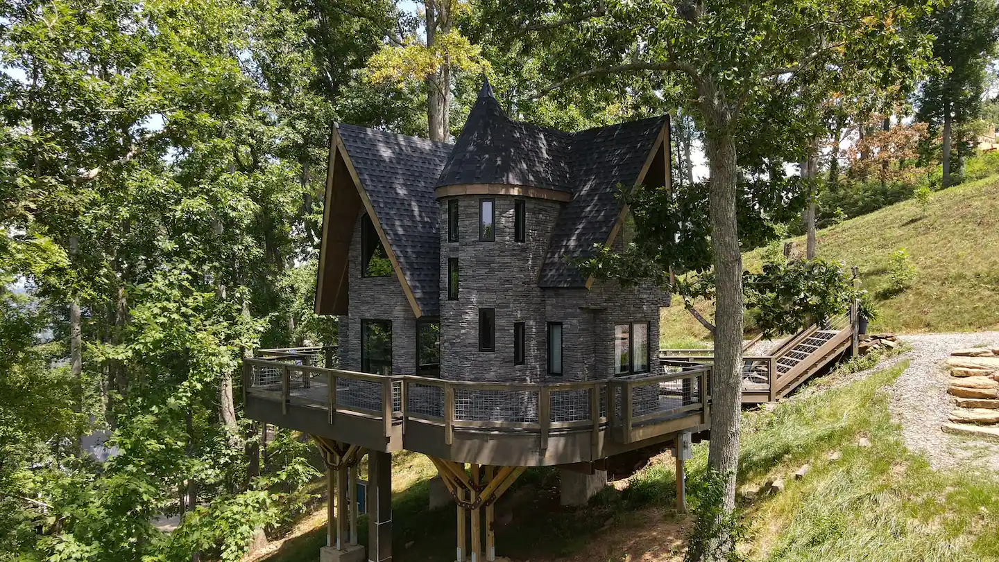 Wizard's Hollow, one of the best Harry Potter Themed Airbnbs