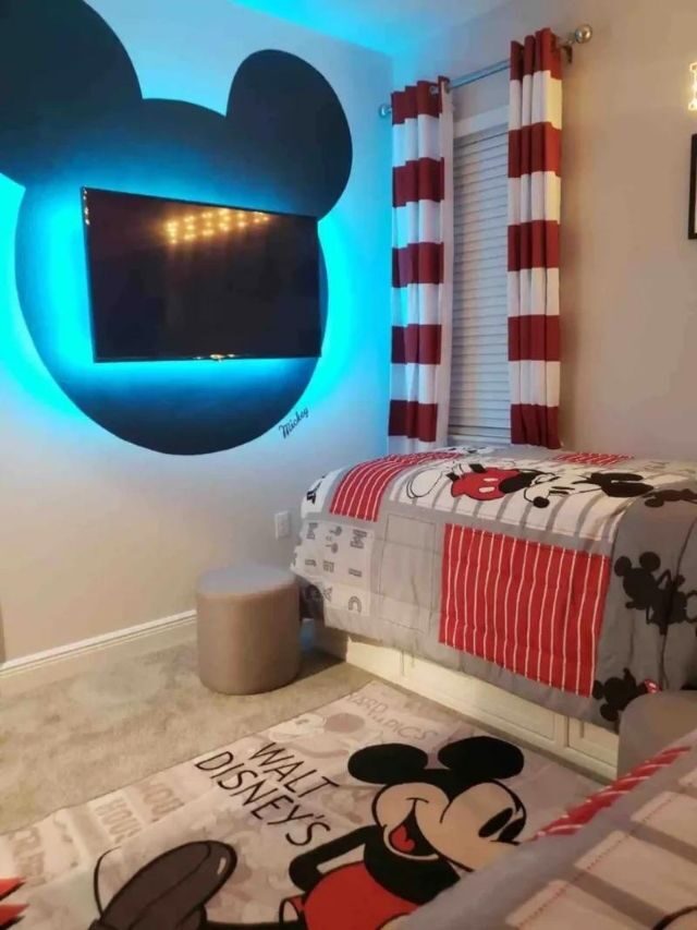 15 Coolest Disney Themed Airbnbs in Florida
