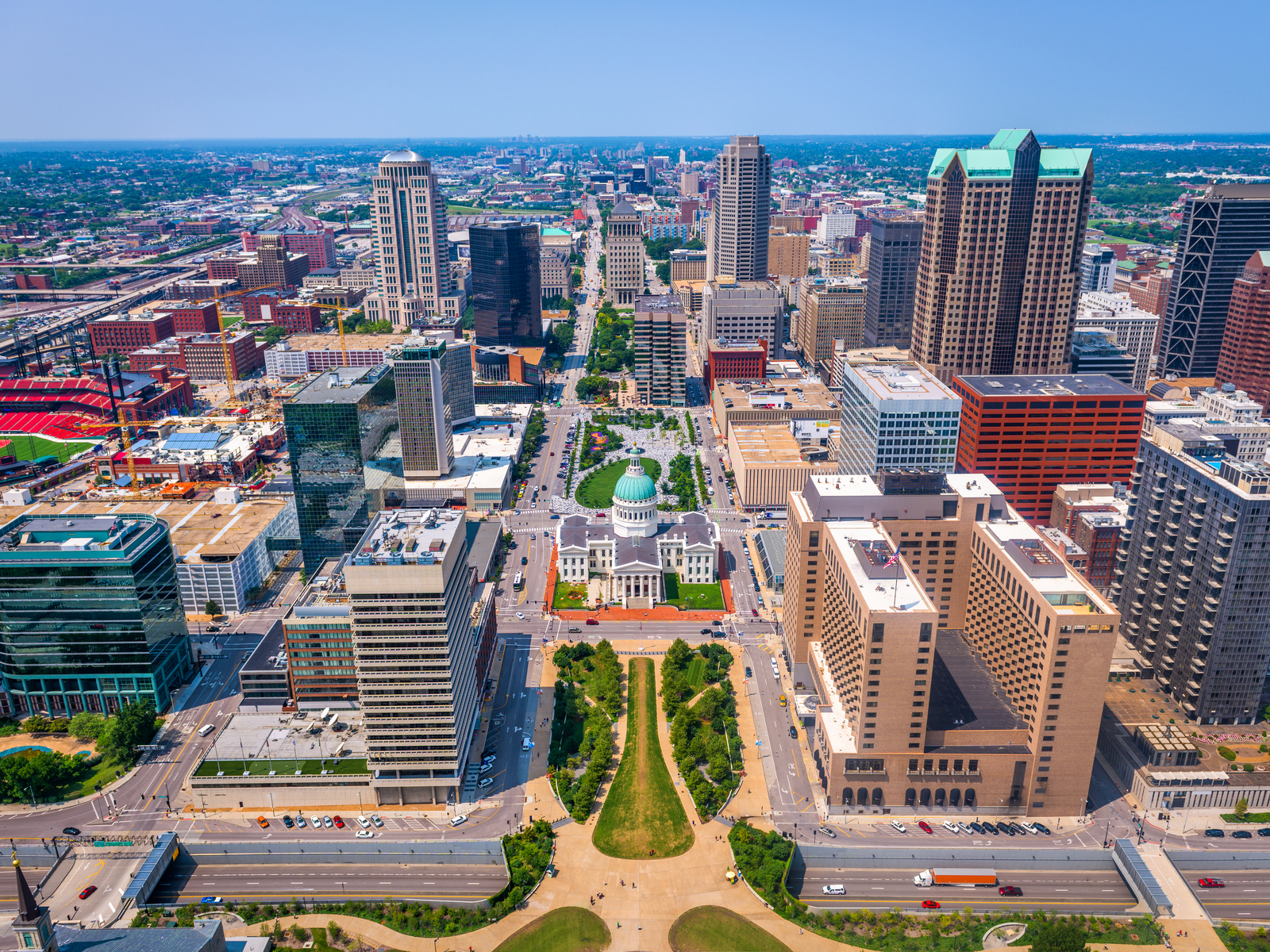 A photo of a beautiful skyline visible from an aerial shot of rich city, St. Louis, a piece on the best things to do in St. Louis