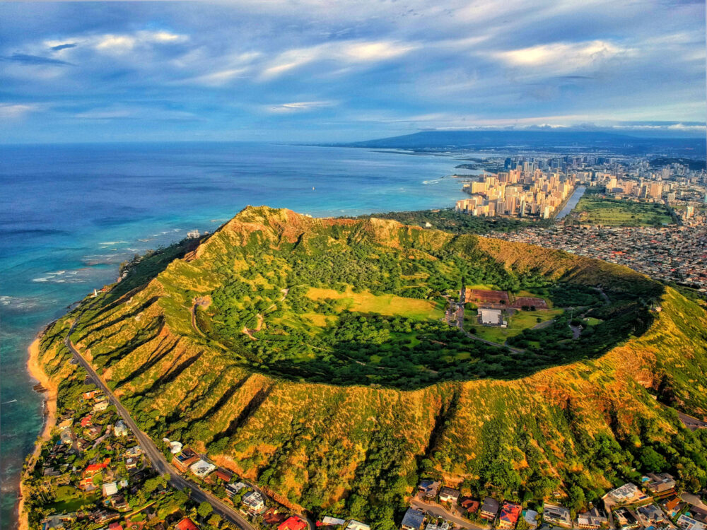Diamond Head crater on the coast, one of the best places to stay in Oahu