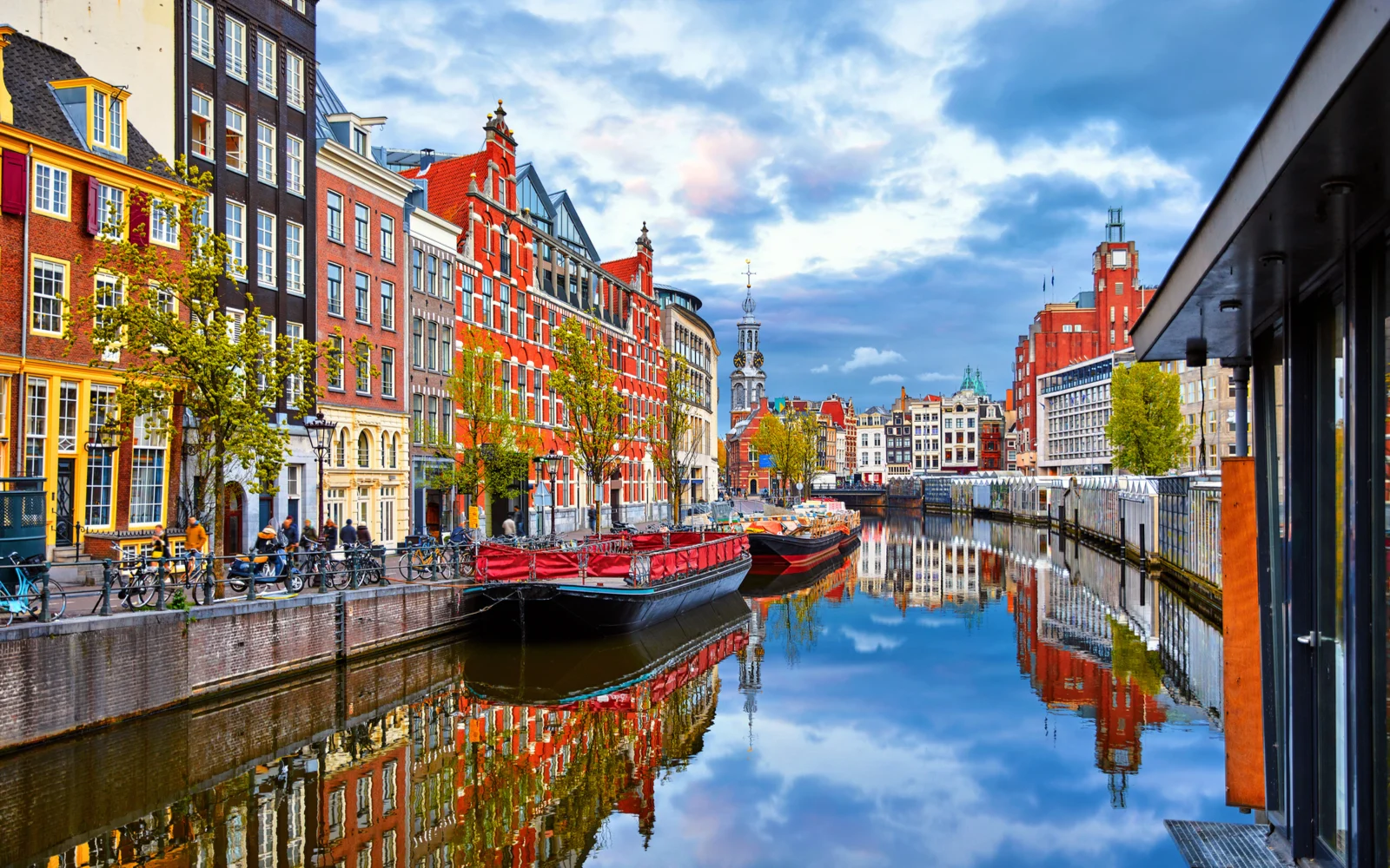 Where to Stay in Amsterdam | Best Areas & Hotels | Travellers 🧳
