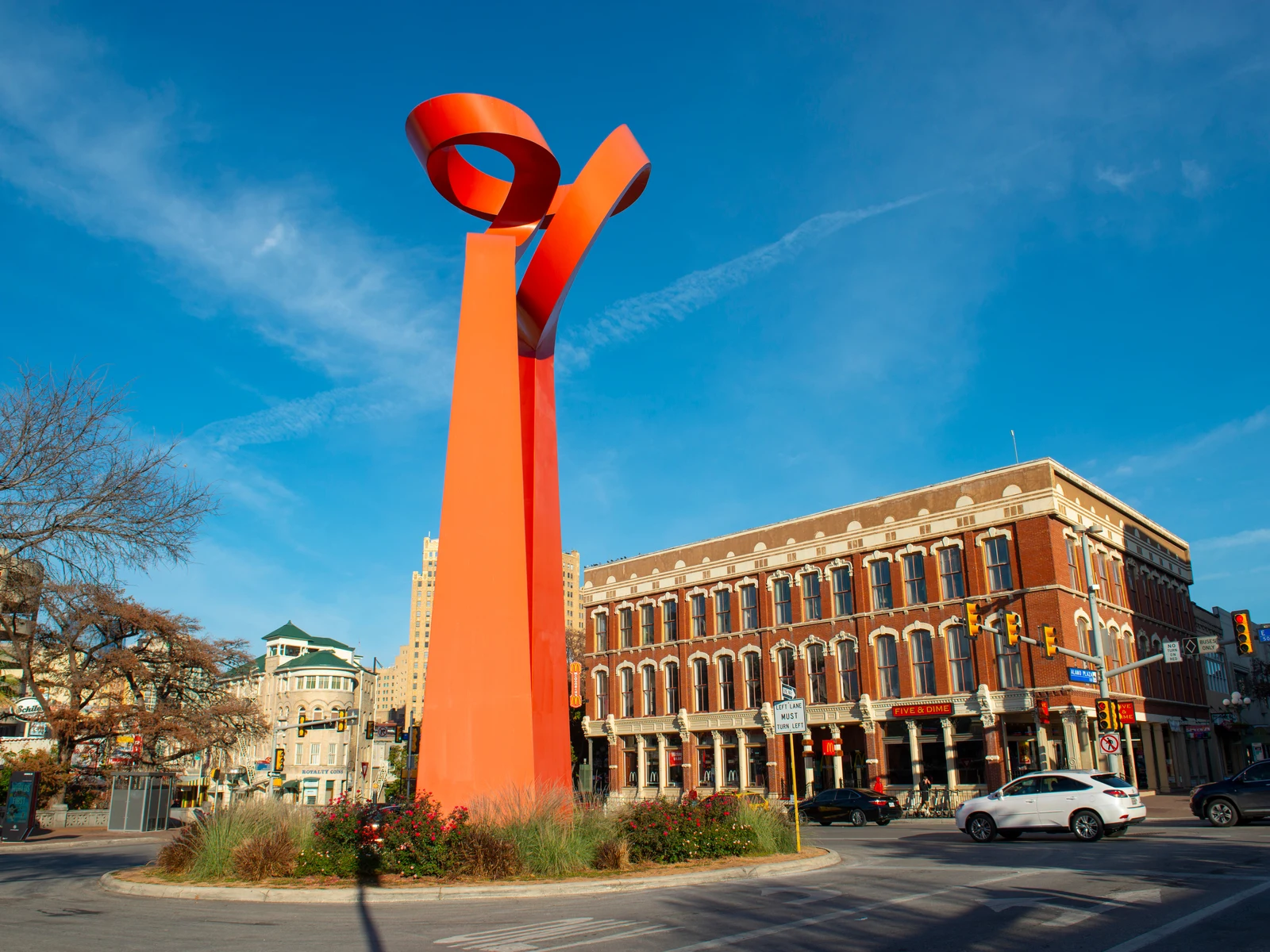 Giant public art sculpture, one of the best things to do in San Antonio