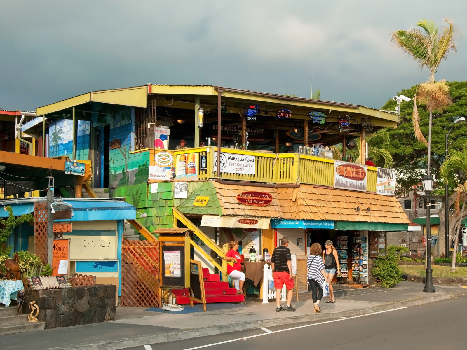 Shopping center in Hawaii, home to some of the best restaurants in Kona