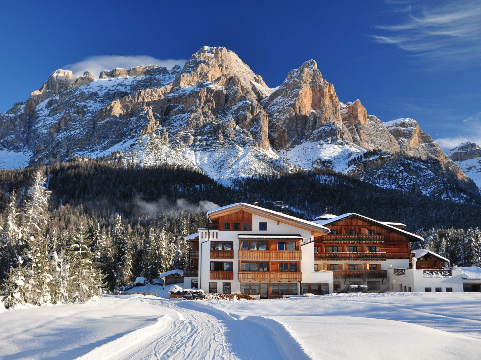 San Cassiano, one of the best places to visit in Italy, pictured in the Winter