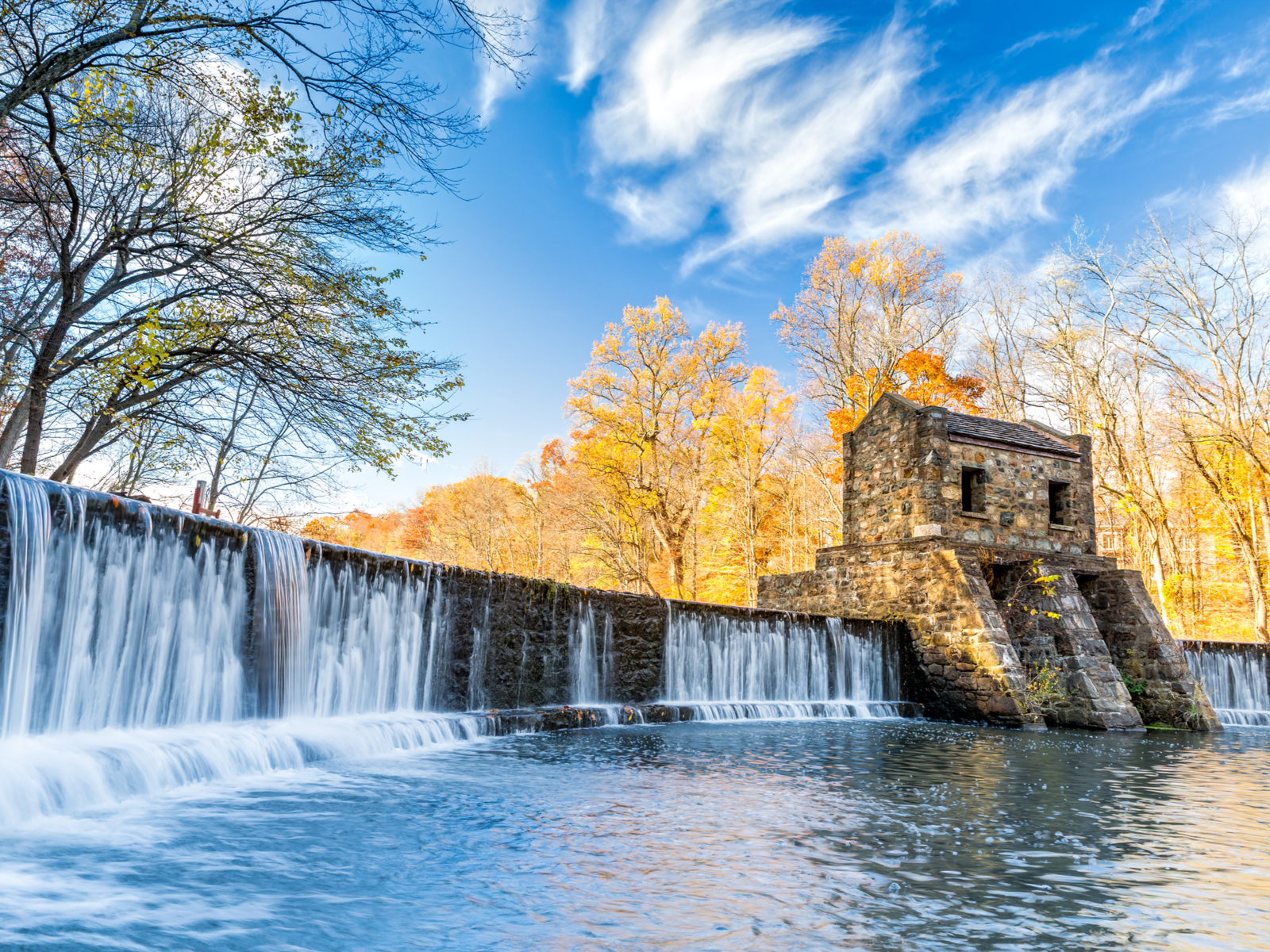 Historia speedwell dam, one of the best things to do in New Jersey, as seen on a Spring day