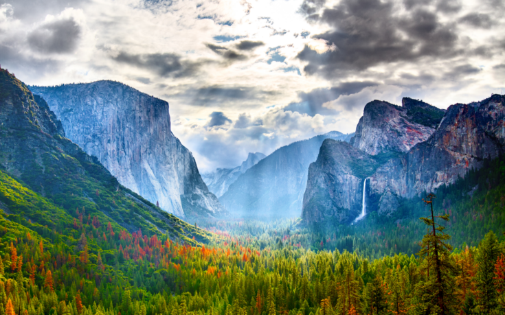 The Best Worst Times To Visit Yosemite In 2024   Shutterstock 513244762 735x459 