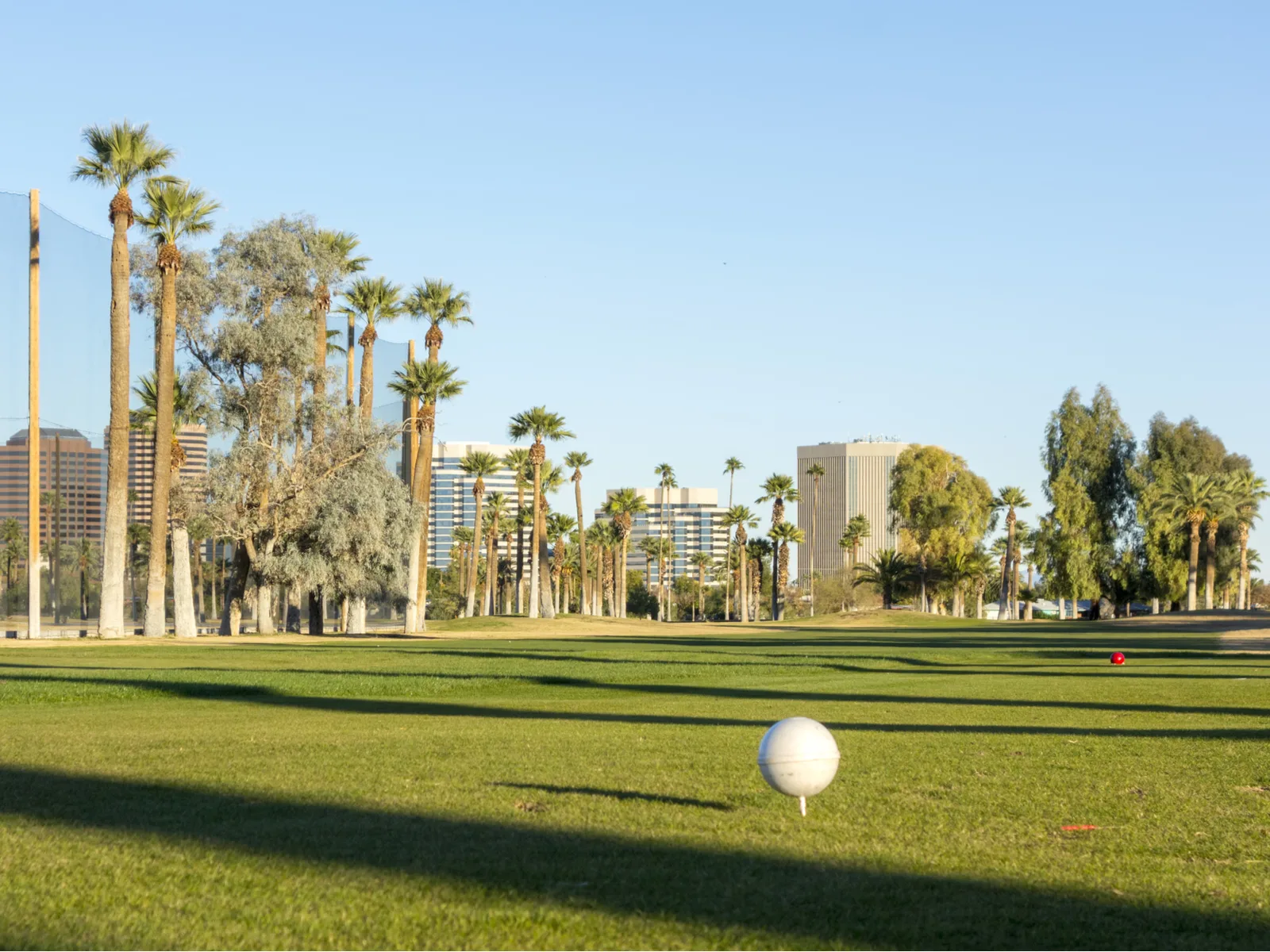 Golf course in arizona, one of the best things to do in Phoenix, pictured on the fairway