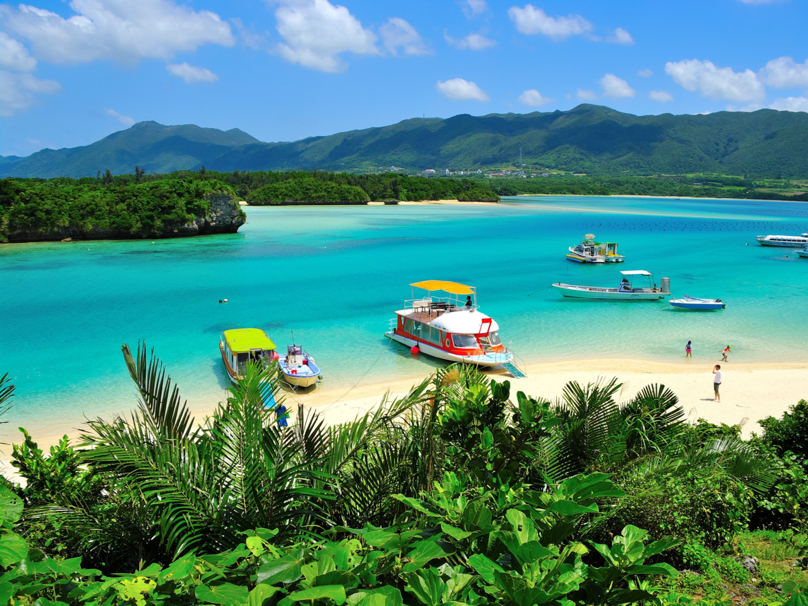 Kabira Bay on one of the best places to visit in Japan, Ishigaki