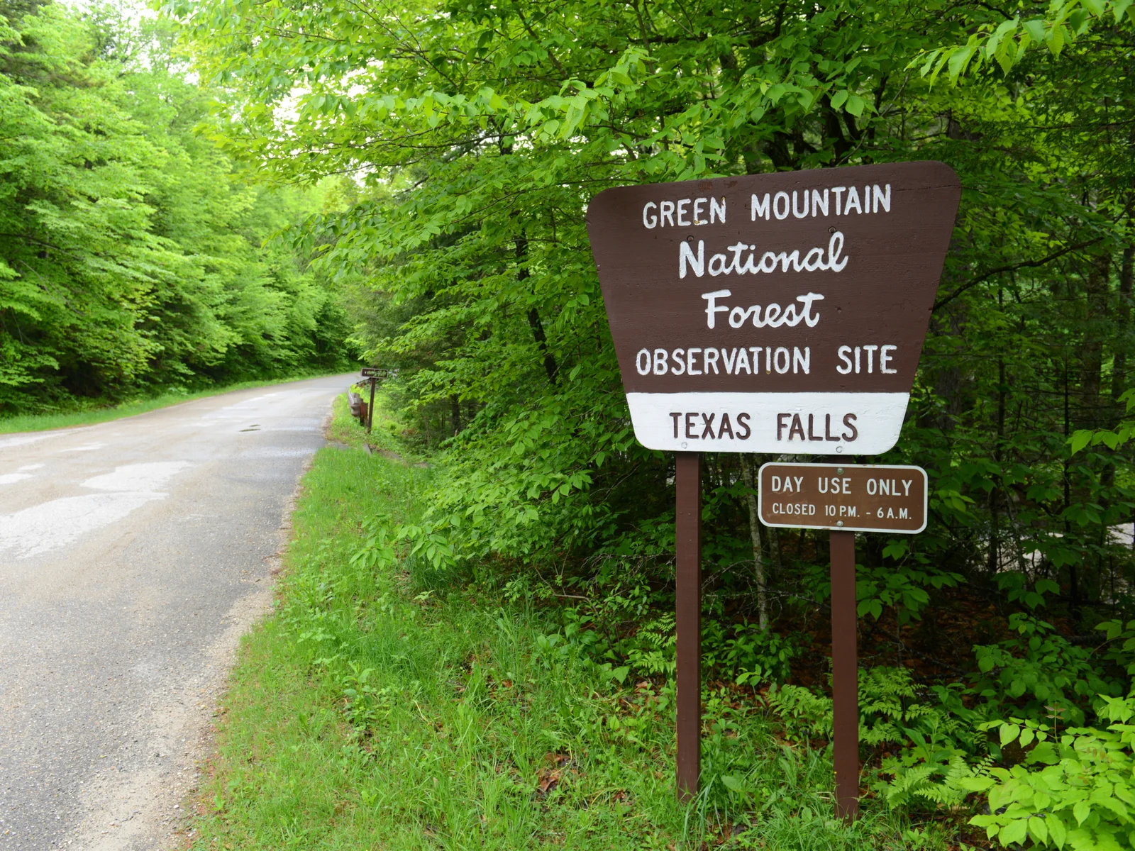 Vintage sign at the entrance to the Green Mountain National Forest, one of the best things to do in Vermont