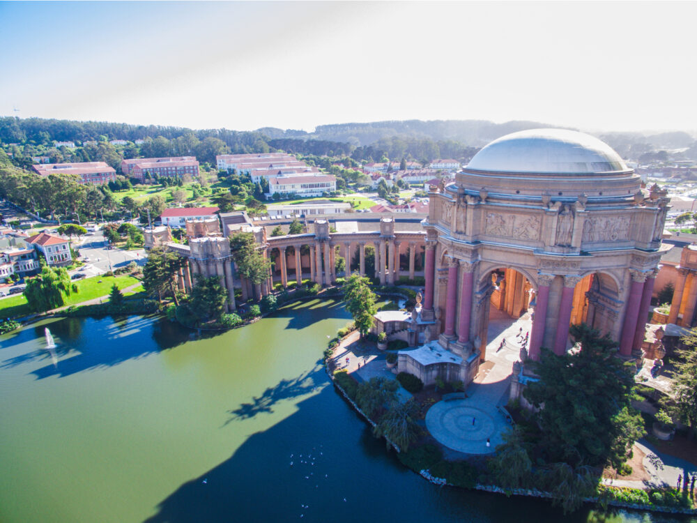 The palace of Fine Arts in the Marina District, one of the best places to stay in San Francisco