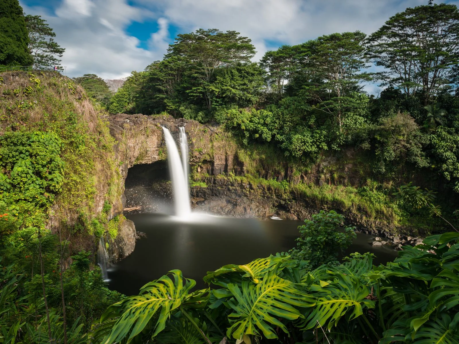 Rainbow Falls in Hilo on the Big Island, one of the best islands in Hawaii