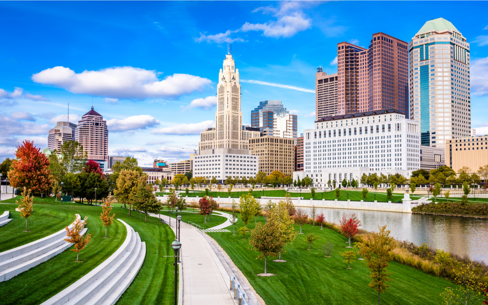 Columbus skyline for a piece on the best Airbnbs in Ohio